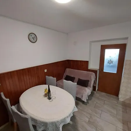 Aurora Apartment