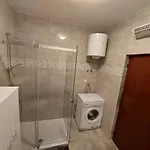 Aurora Apartment Cara