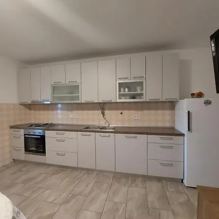 Aurora Apartment Čara